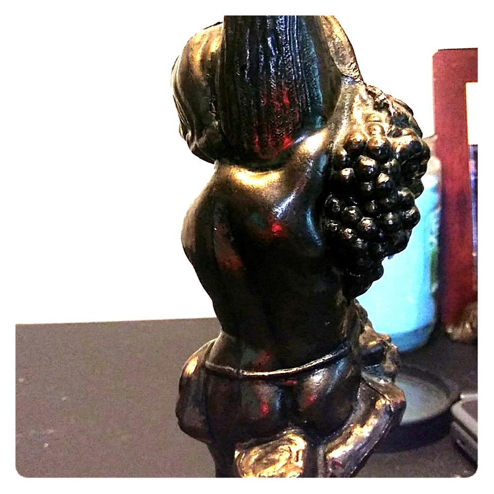 Antique Cherub lamp with skeleton key ( heavy)